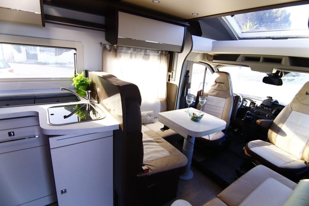 autocaravana perfilada en alquiler en alicante benimar tessoro 463 2023