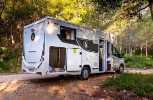 Autocaravana perfilada de alquiler en Córdoba para 4 personas