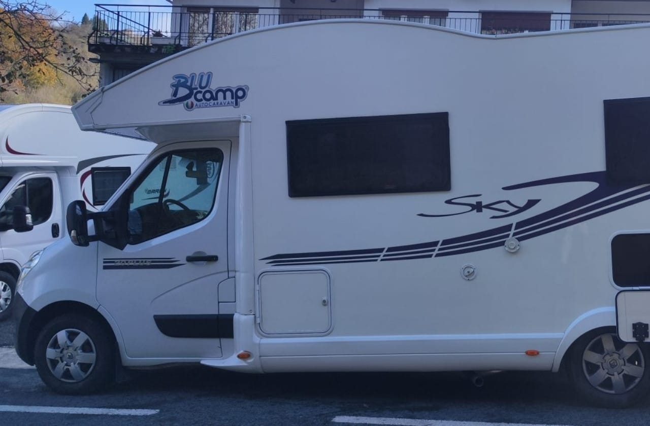 Blucamp-Sky-20-S-4