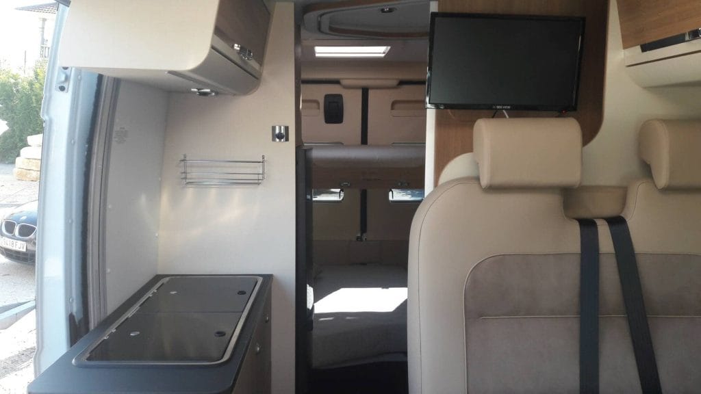 Campervan de alquiler en Pontevedra Citroën Adria Twin 600