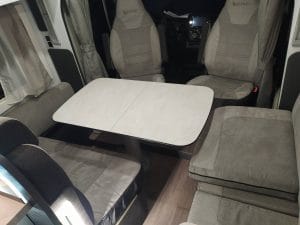 Autocaravana perfilada de alquiler en Pontevedra Fiat Benimar 242
