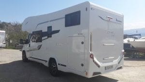 Autocaravana capuchina de alquiler en Pontevedra-Fiat Benimar Sport 346
