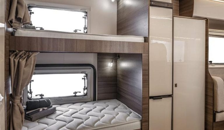 Alquiler 6 plazas Rimor Evo Sound en Ciudad Real