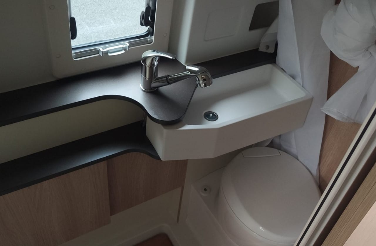 Giottivan-60B-8-3