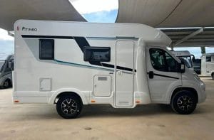 autocaravana perfilada de alquiler en murcia itineo pf600 2025