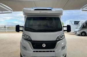 autocaravana perfilada de alquiler en murcia itineo pf600 2025
