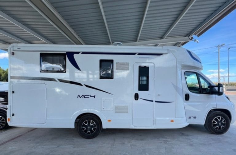 Alquiler 4 plazas McLouis MC4 279 en Murcia