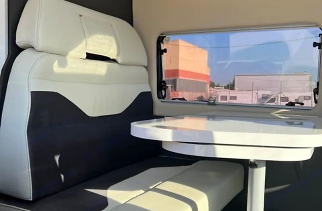 camper de alquiler en murcia mclouis menfys van 3 maxi 2024