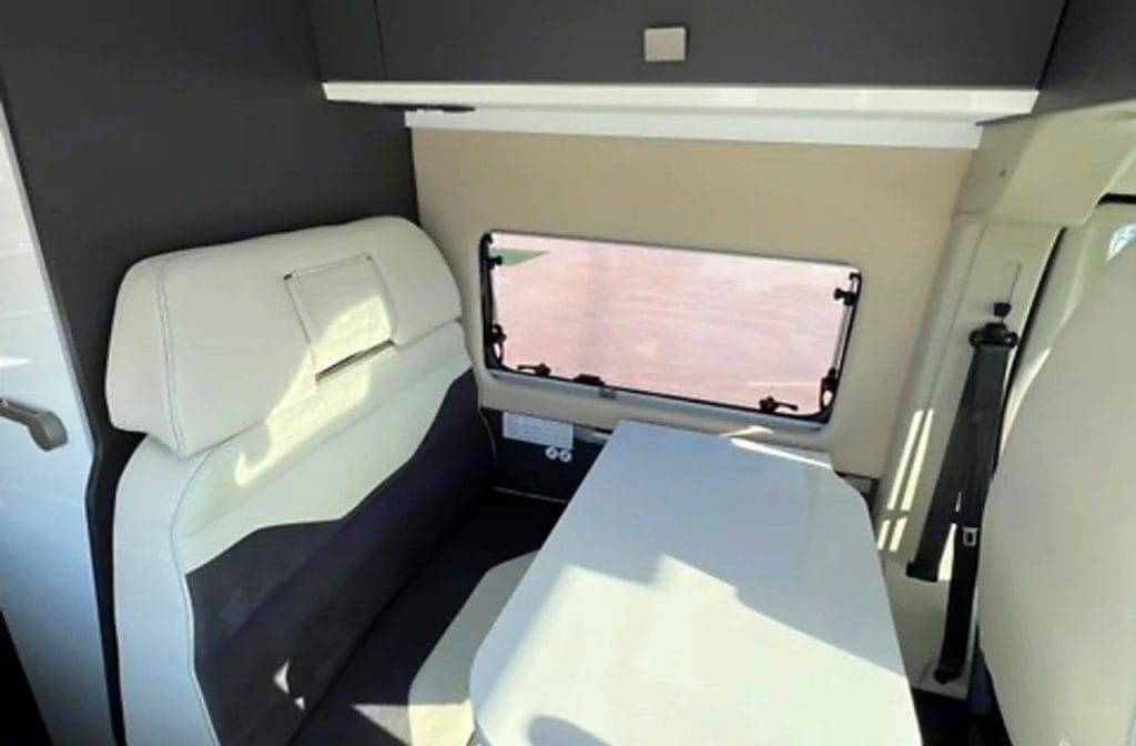 camper de alquiler en murcia mclouis menfys van 3 maxi 2024