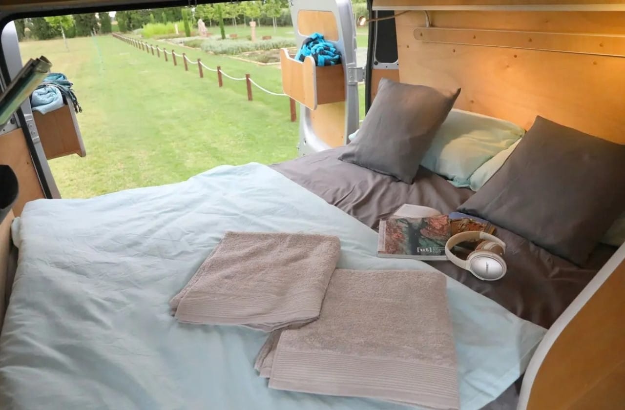 camper en alquiler en girona peugeot boxer 2017