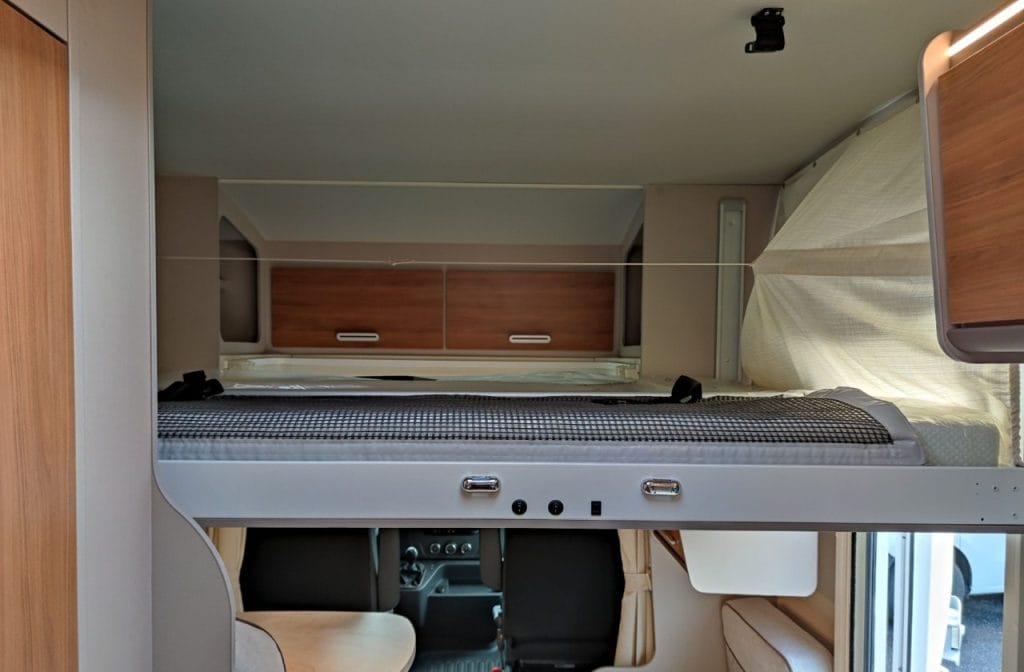 autocaravana perfilada de alquiler en guipuzcoa rimor hygge 14 plus 2023