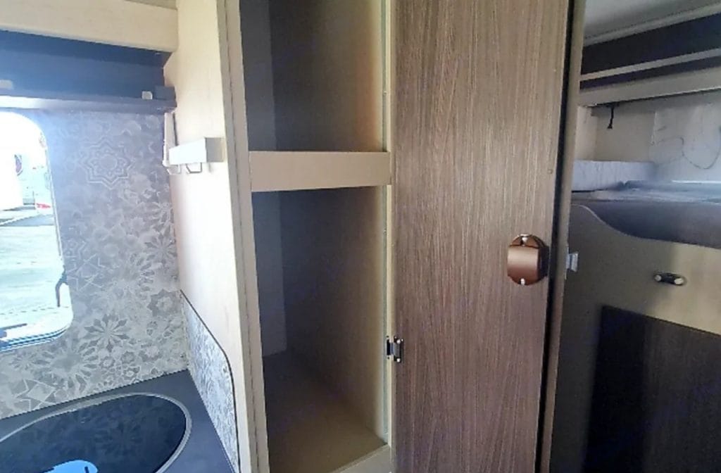autocaravana capuchina de alquiler en murcia rimor seal 5 2024