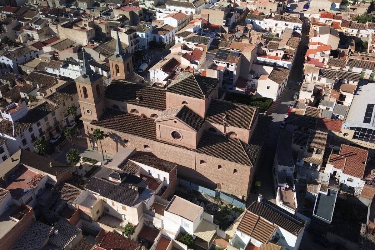 LA VICTORIOSA