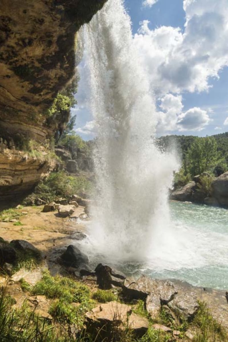 Salto de la Portellada cerca de Peñarroya de Tastavins, ruta del Matarraña en autocaravana