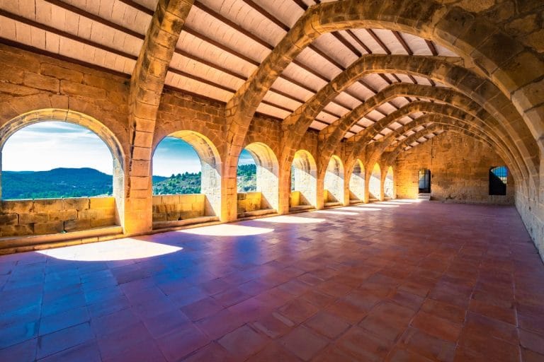 Galería gótica del castillo de Valderrobres en Teruel