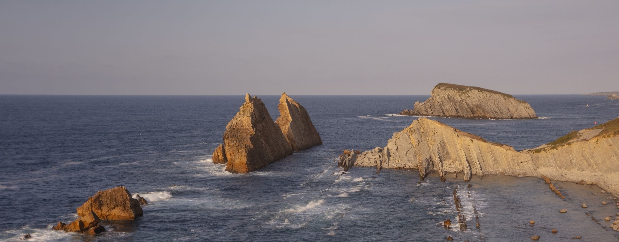 PUEBLOS DE LAS PEÑAS