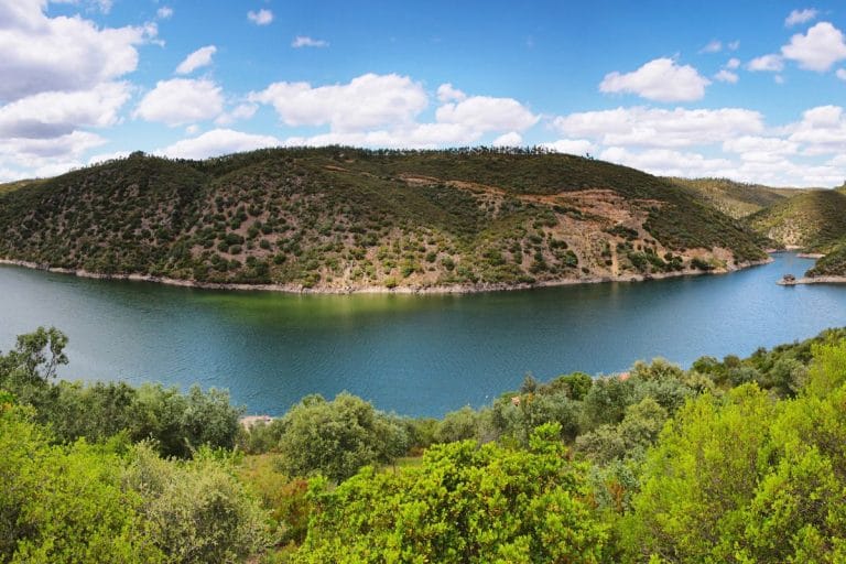 Vista panorámica del río Tajo en Herrera de Alcántara, Cáceres