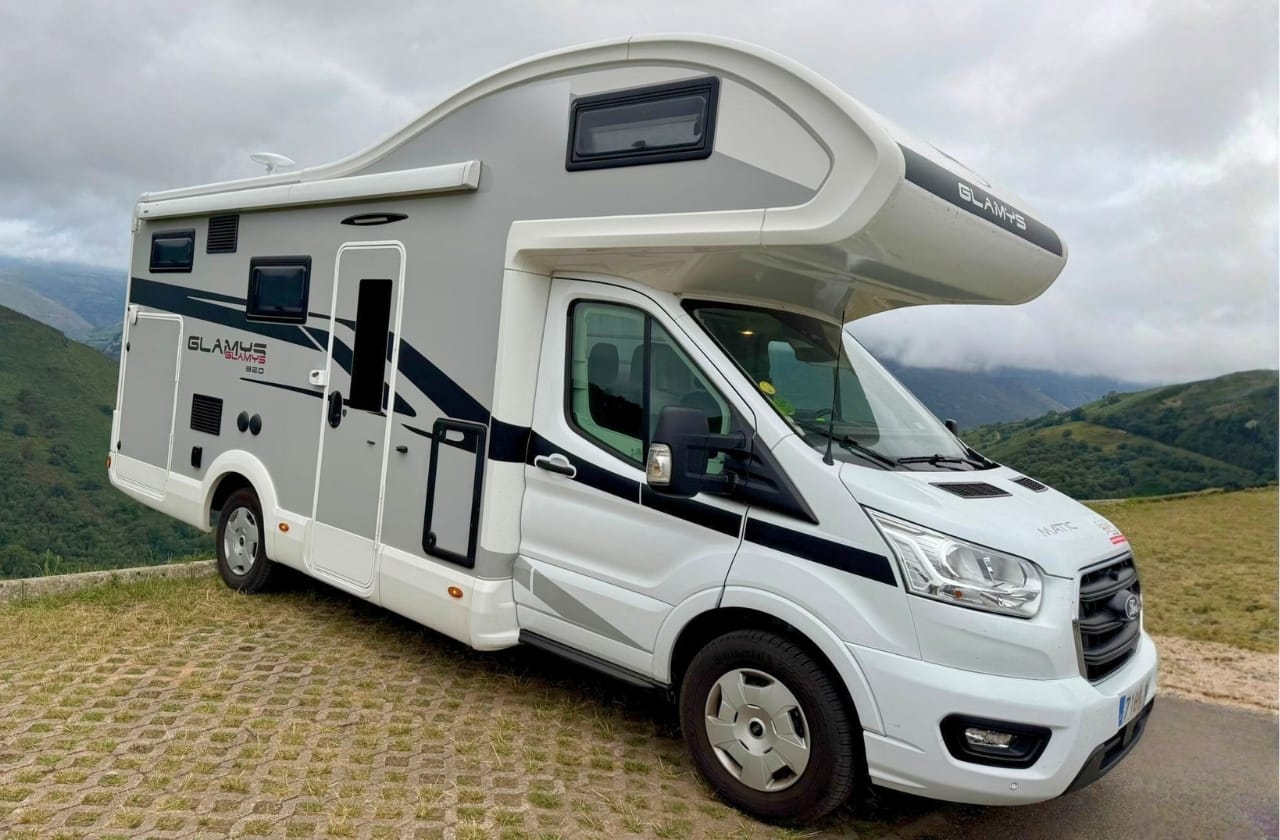 autocaravana capuchina de alquiler en Zamora