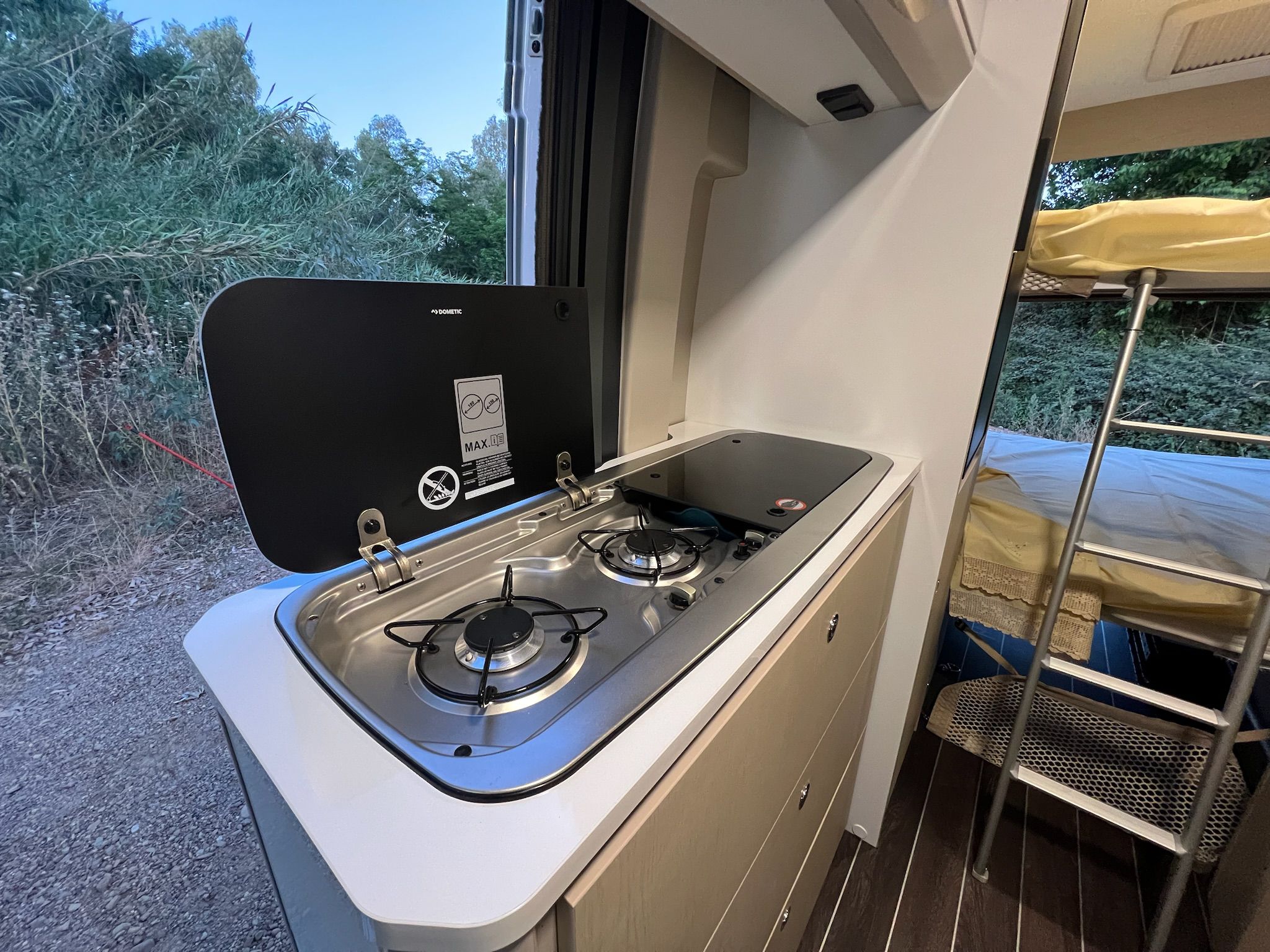 autocaravana-hours-45-10