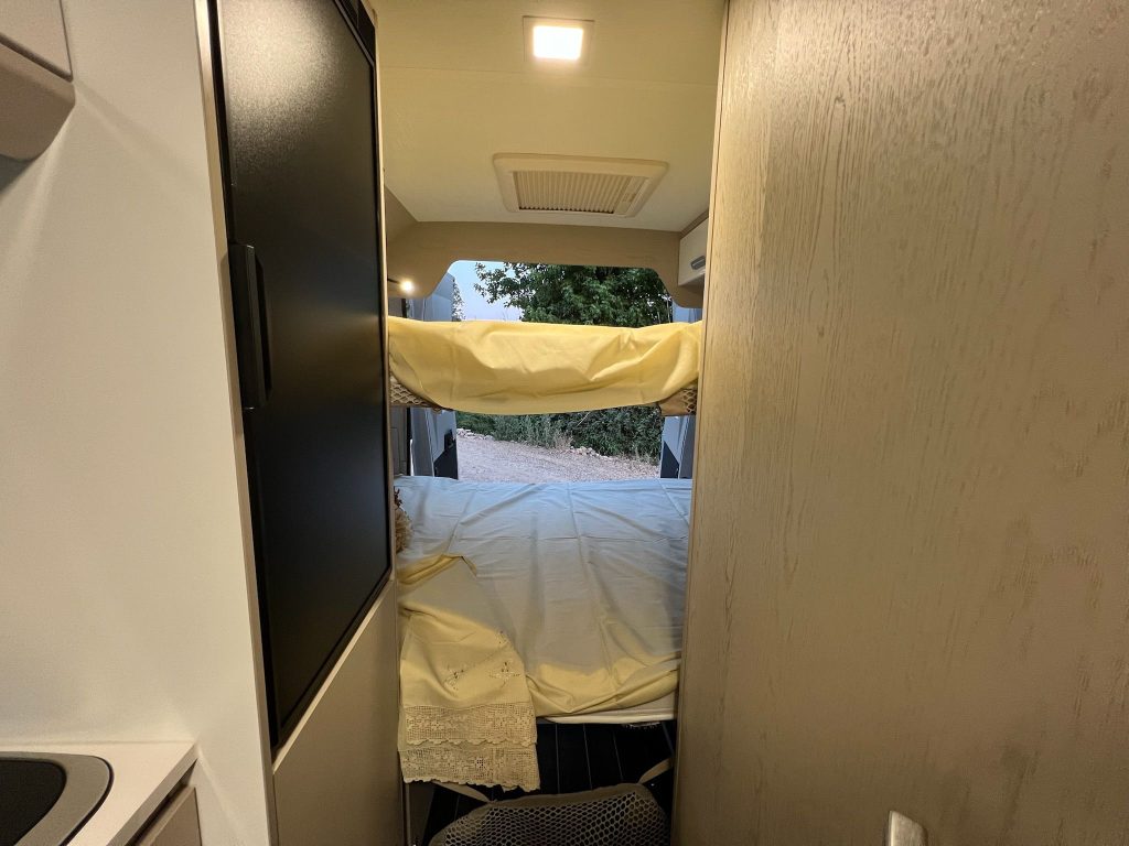 autocaravana-hours-45-6