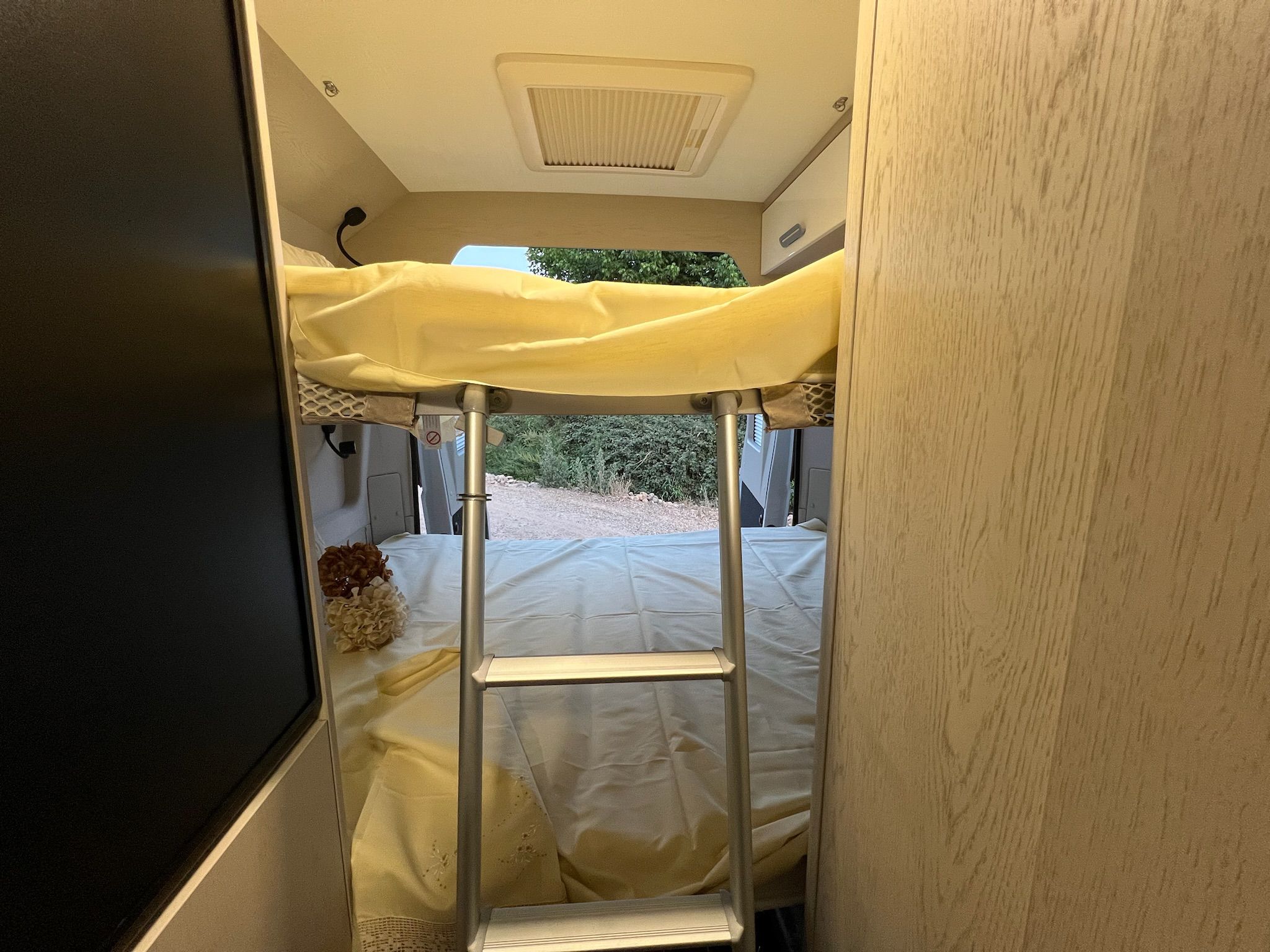 autocaravana-hours-45-7