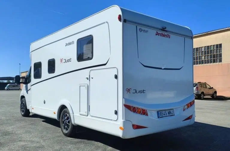 Alquiler 5 plazas Dethleffs Just T7052 DBM en Gijón