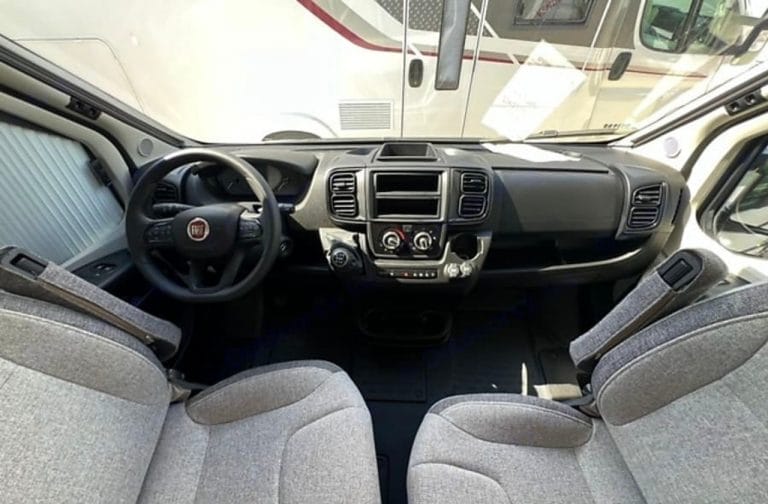 Alquiler 4 plazas Knaus Boxlife Pro Road 540MQ en Murcia