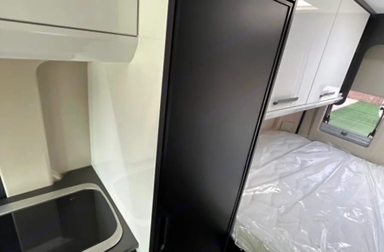 camper de alquiler en murcia mclouis menfys 5 s-line 2025