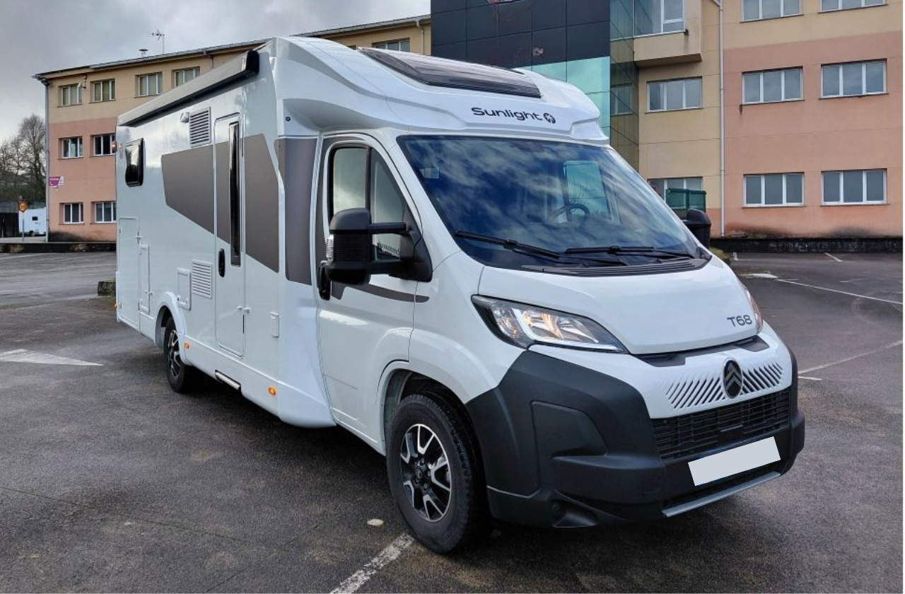 Alquiler 5 plazas Sunlight T68 en Lugo