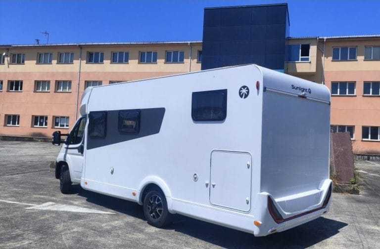 Alquiler 5 plazas Sunlight T68 en Lugo