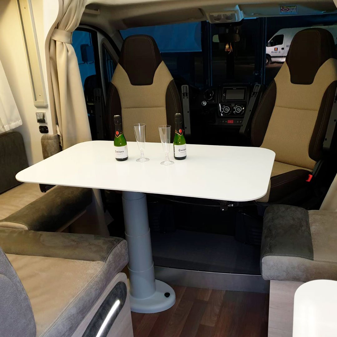 caravana-ilusion-interior-salon-2
