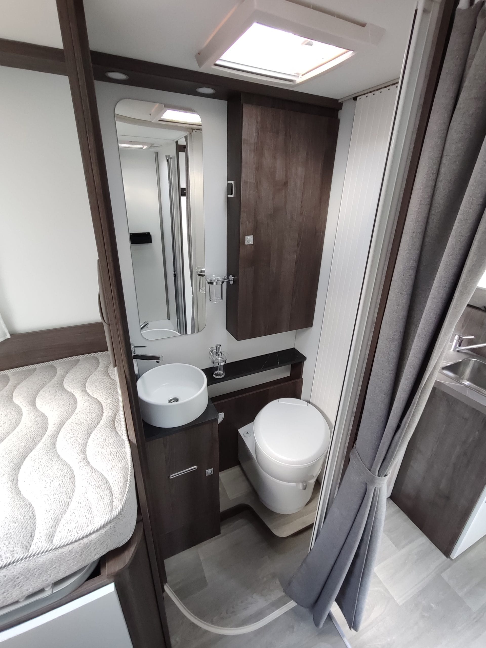 Benimar Tessoro 463 UP