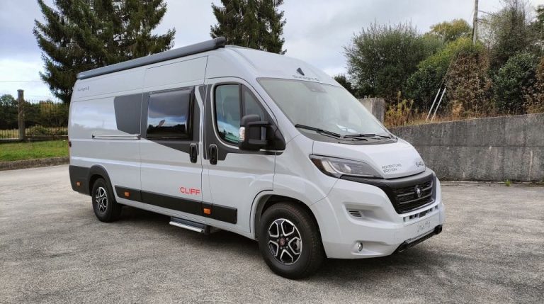 Alquiler Sunlight Cliff 640 Adventure Edition en O Torrón