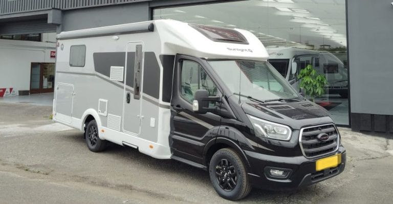 Alquiler 4 plazas Sunlight T690L en Gijón