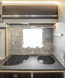 009_Seal_9_interno
