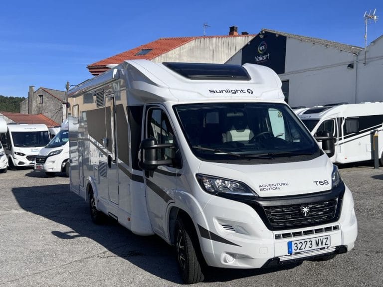 Alquiler 5 plazas Sunlight T68 en A Coruña