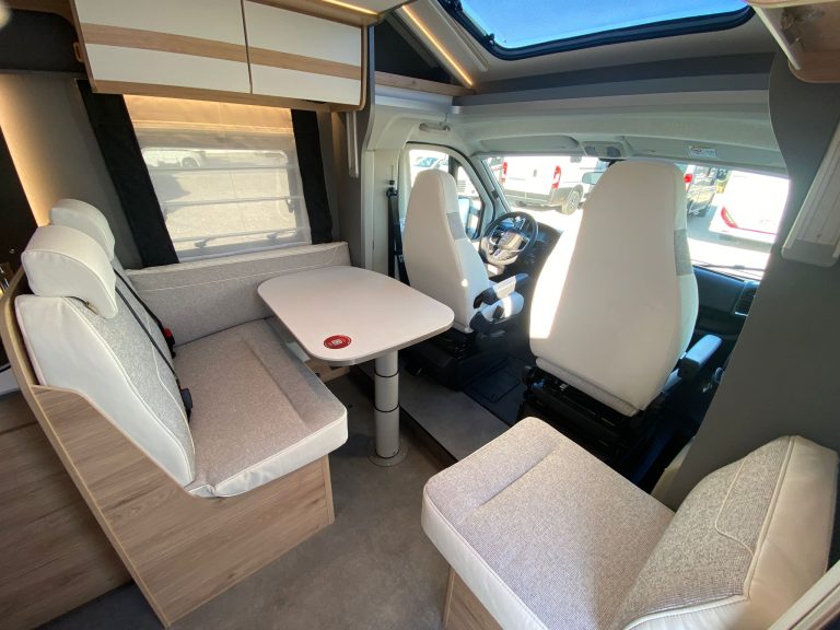 Alquiler 5 plazas DETHLEFFS Just T 7052 DBM en Alicante