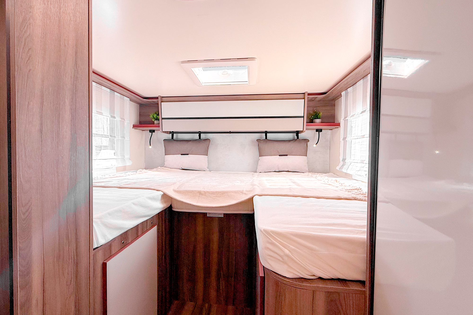 Alquilar_autocaravana_Kronos_285_oferta_12 (Copia)