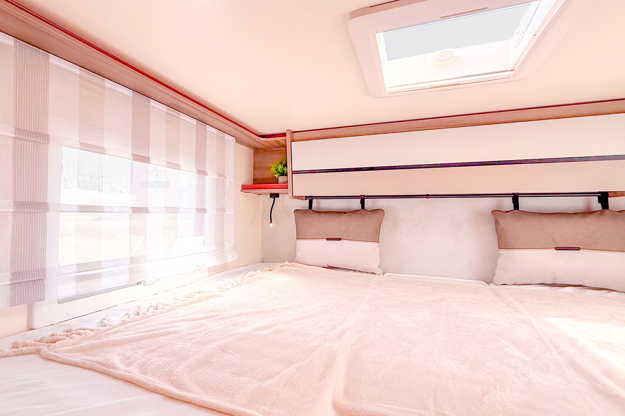 Alquilar_autocaravana_Kronos_285_oferta_14 (Copia)