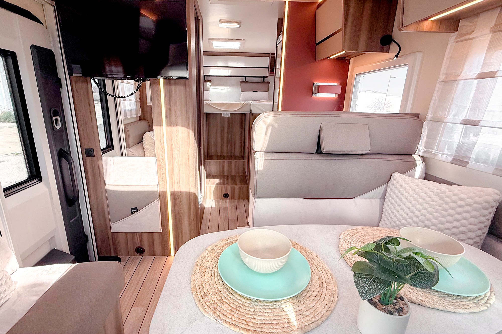 Alquilar_autocaravana_Kronos_285_oferta_18 (Copia)