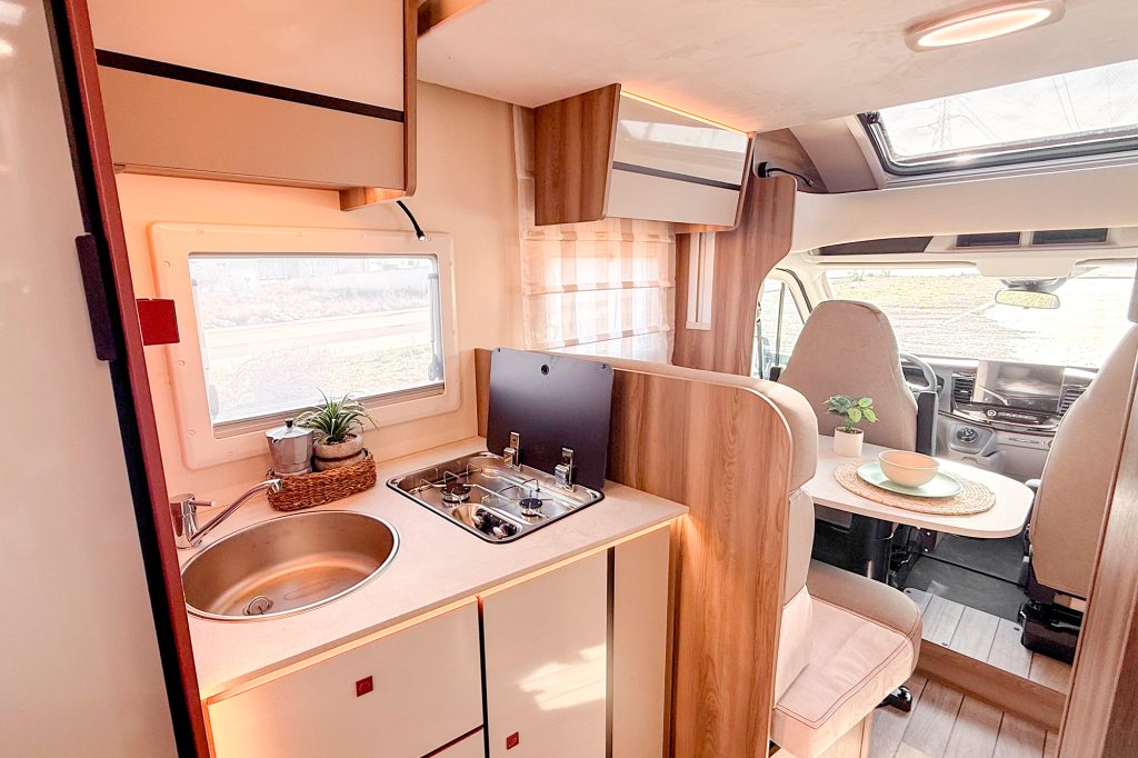 Alquilar_autocaravana_Kronos_285_oferta_7 (Copia)