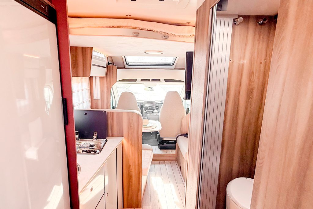 Alquilar_autocaravana_Kronos_285_oferta_8 (Copia)