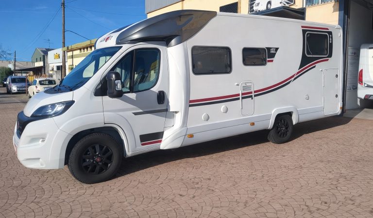 Alquiler 5 plazas Ilusion XMK 740 en Cáceres