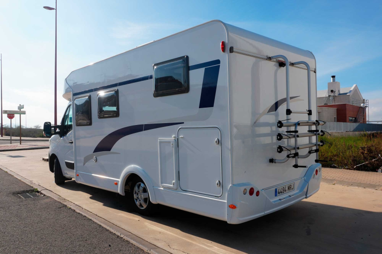 Alquiler 5 plazas BluCamp Ocean 527 T3 en Cartagena