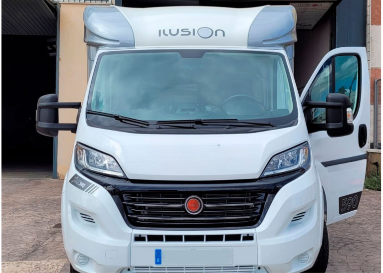 Alquiler 4 plazas Ilusion XMK 590 en Cáceres