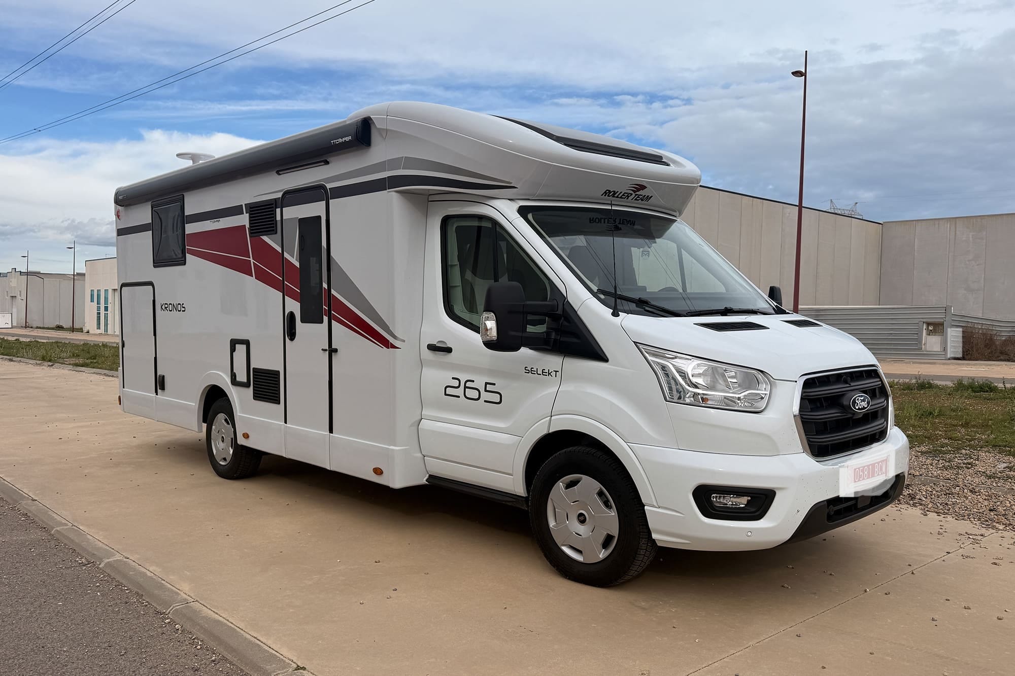 Foto_exterior_256TL1 (Copia) (Copia) (Copia)