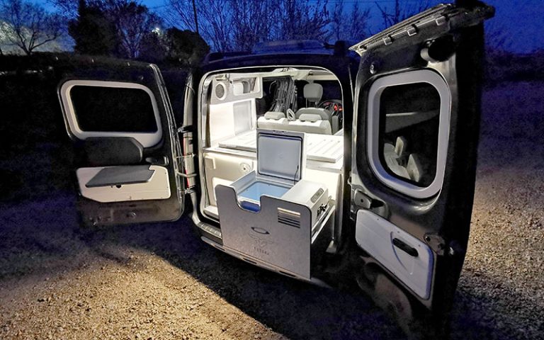 Alquiler 4 plazas Dokker Monlight en Madrid