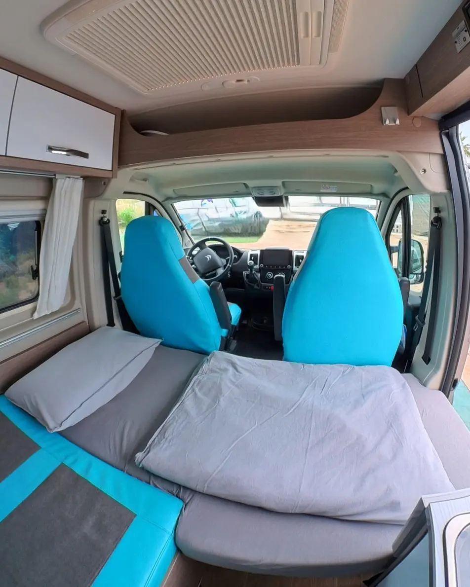 csm_poessl-roadcruiser-evolution-cama-individual-salon-activans_828dd61c37 (Copia)