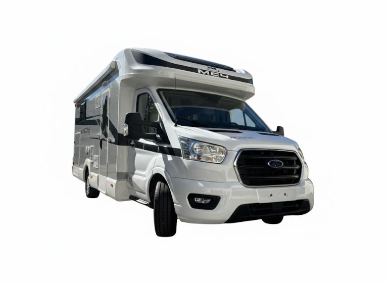 Alquiler 5 plazas Mc Louis MC4 379 en Sevilla