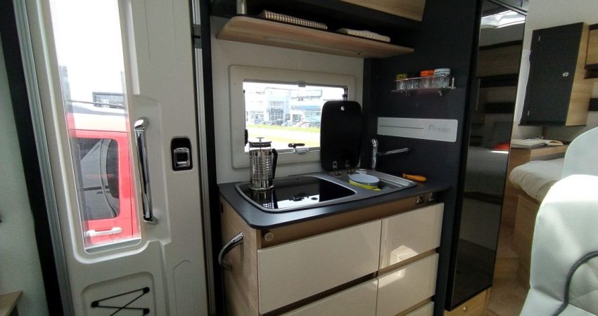 11_autocaravana-integral-compacta-camaisla-itineocm660-ypocamp-850×450